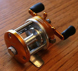 GOLD CL25 Crappie Sunfish Baitcast Fishing Reel Ice Walleye Pike Crappie