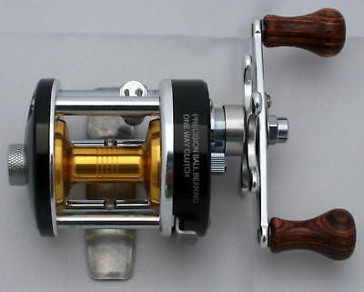 baitcasting reel for crappie NEW CL25 Crappie Sunfish Baitcast Fishing Reel (Black) – BHTackle.com